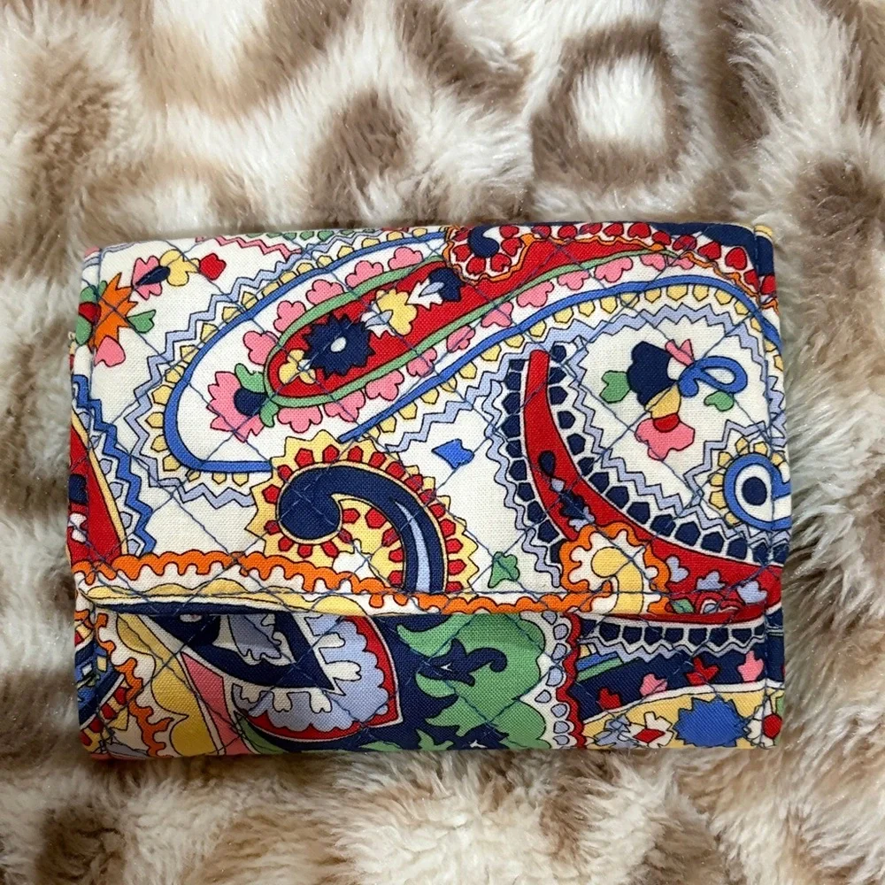 Vera Bradley harbor paisley RFID compact wallet